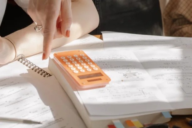 Tryout Online Ekonomi: Persiapan Optimal untuk UTBK Anda