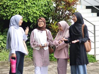 Suka Teknologi dan Bisnis? Jurusan Ini Bisa Jadi Pilihanmu