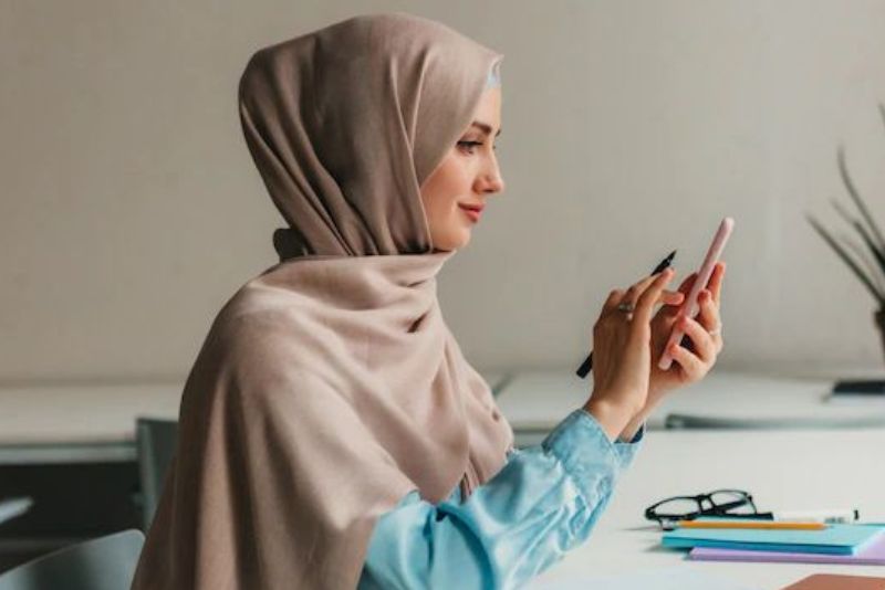 Interaksi Komentar Produk: Kunci Engagement dan Kepercayaan Pelanggan