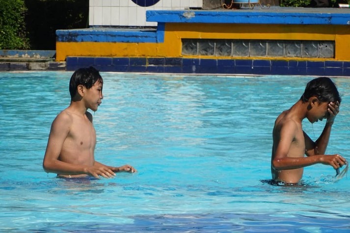 3 Alasan Mengapa Ekstrakurikuler Berenang Wajib Ada untuk Siswa Boarding School