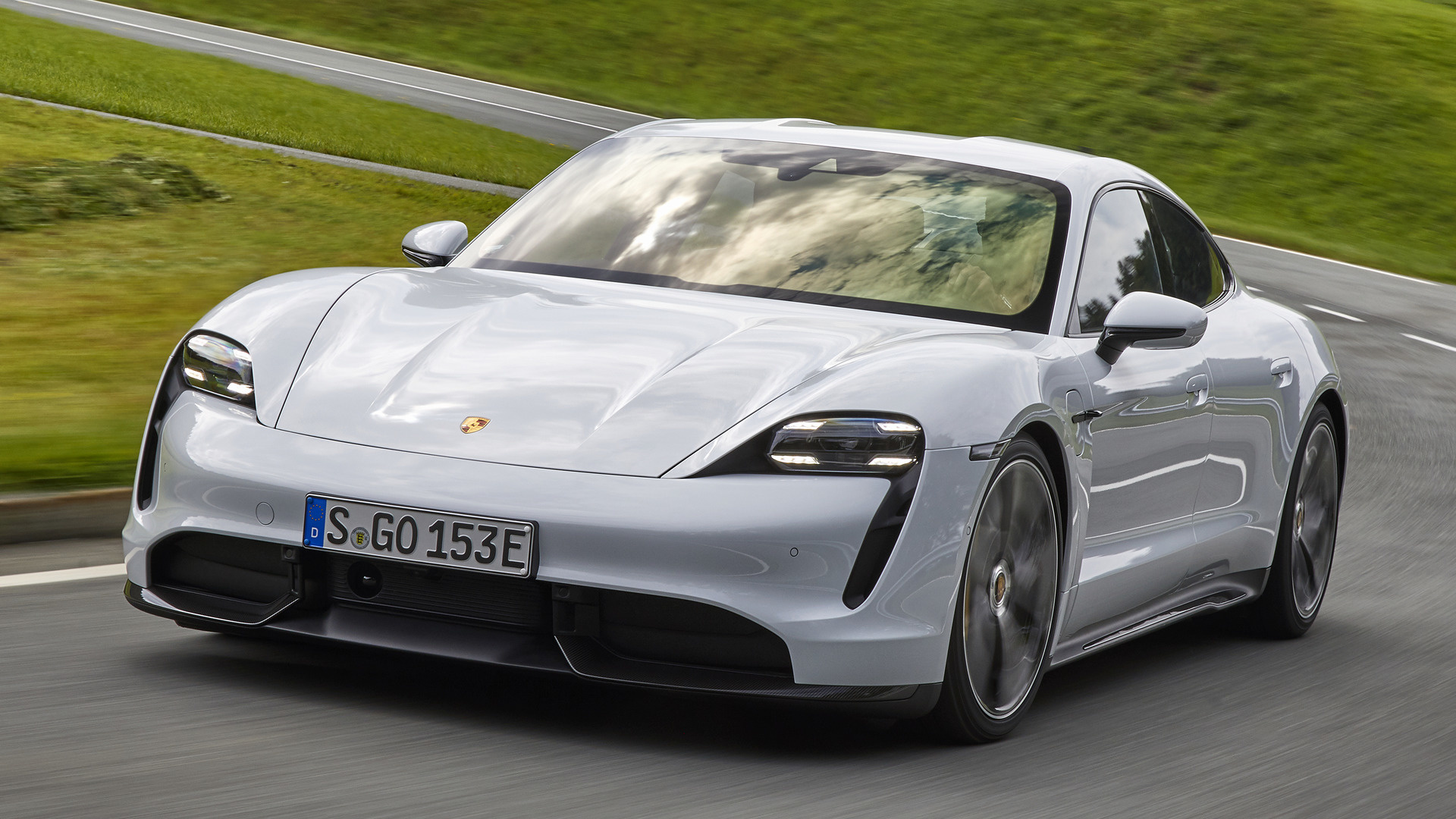 Pentingnya Pembaruan Perangkat Lunak untuk Sistem Antarmuka Porsche