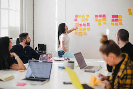 10 Jenis Strategi Pemasaran yang Paling Efektif Beserta Contohnya