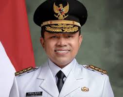 Profil Gubernur Abdul Wahid Provinsi Riau: Karier, Visi, dan Dedikasi untuk Masyarakat