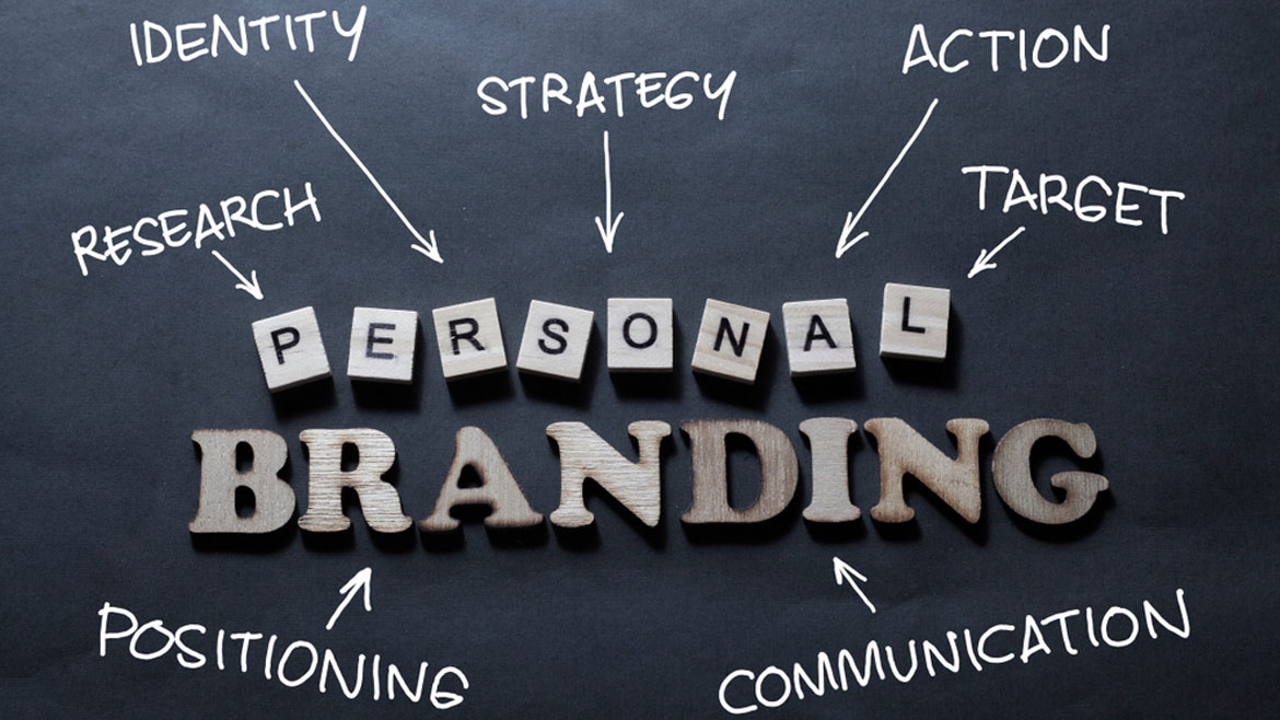 Mengapa Personal Branding Online Penting untuk Karier Anda?