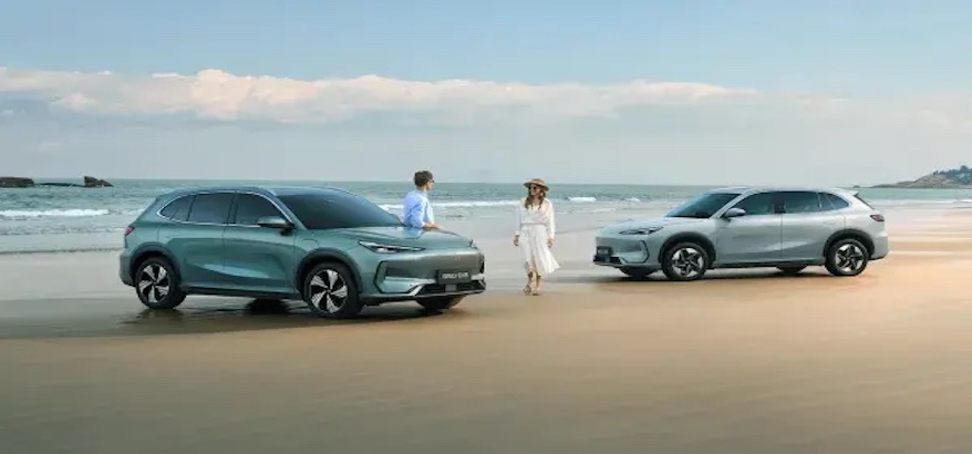 Perbedaan Mobil Listrik dan Hybrid, Mana Lebih Cocok untuk Anda?
