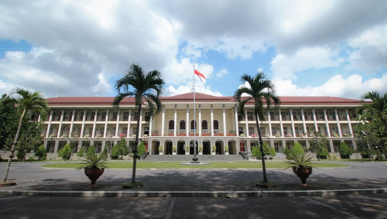 5 Jurusan Favorit di UGM dan Passing Grade-nya, Kamu Berani Coba?