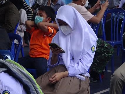 Dampak Penggunaan Gadget Terhadap Kualitas Tidur Siswa SMP